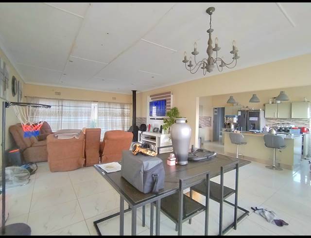 6 BEDROOM HOUSE FOR SALE IN BRAKPAN CENTRAL